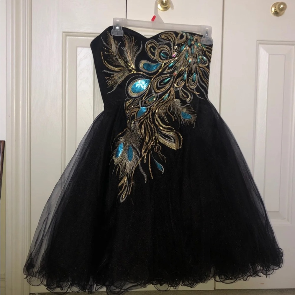 Black Size 6 Prom/Homecoming Dress